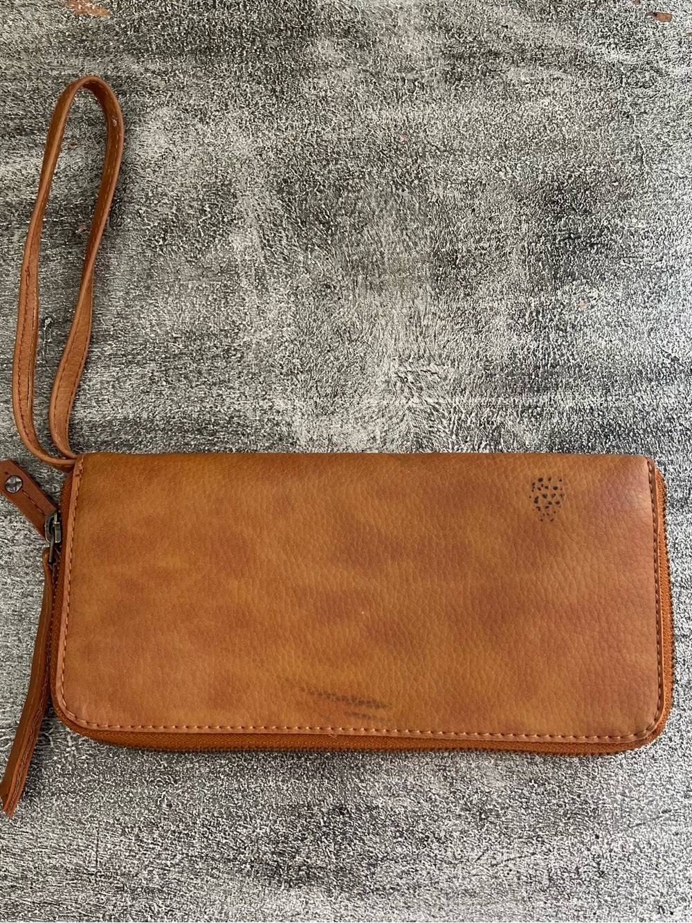 Free People Vegan Leather Wristlet Wallet | Tan Zip-Around Distressed Clutch